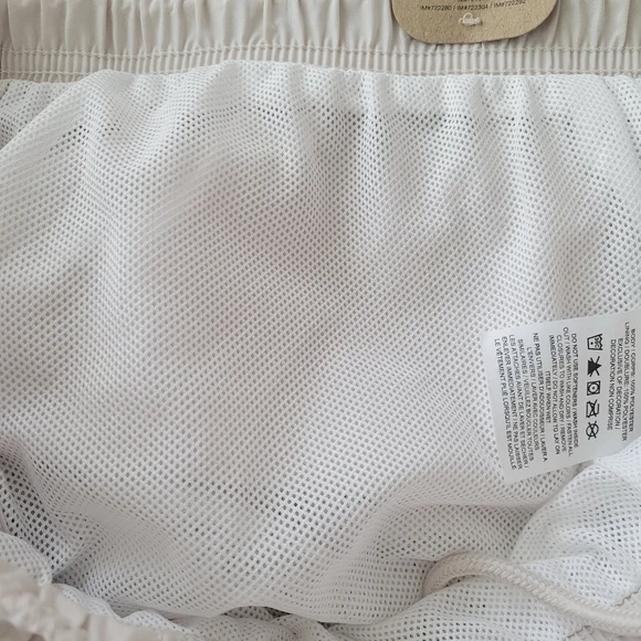 Nike Women's Loose Fit Nylon Jogger Pants Size L Mid-Rise UPF 40+ Full Length - Picture 8 of 12